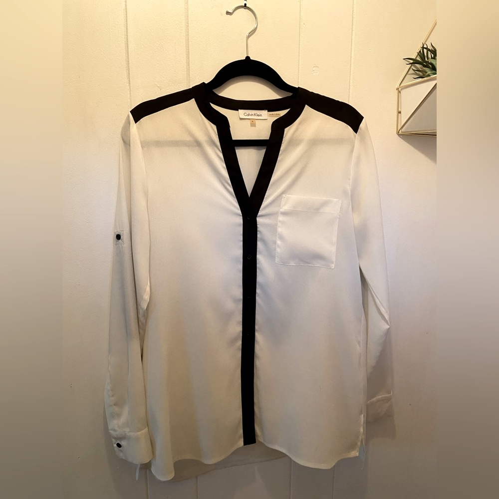 Long sleeve white blouse from Calvin Klein size small